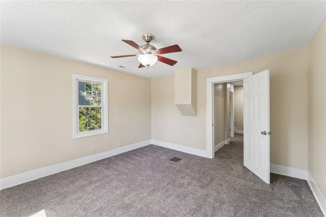 714 Prospect Street, Leavenworth, KS 66048