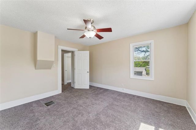 714 Prospect Street, Leavenworth, KS 66048