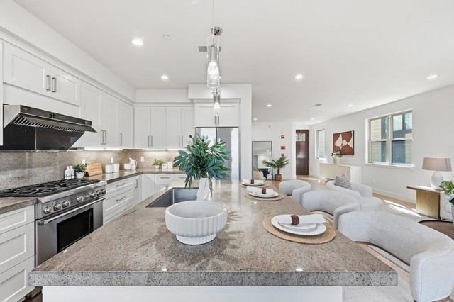 20018 Marigny Place, Saratoga, CA 95070