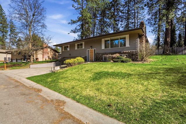 1223 W Bellwood Dr, Spokane, WA 99218