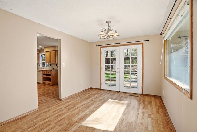 1223 W Bellwood Dr, Spokane, WA 99218