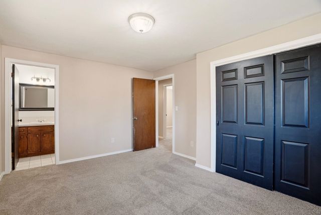 1223 W Bellwood Dr, Spokane, WA 99218