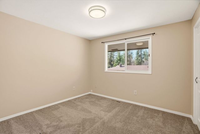 1223 W Bellwood Dr, Spokane, WA 99218