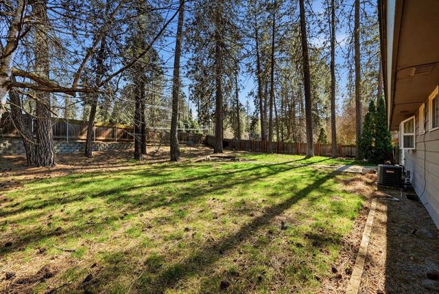 1223 W Bellwood Dr, Spokane, WA 99218