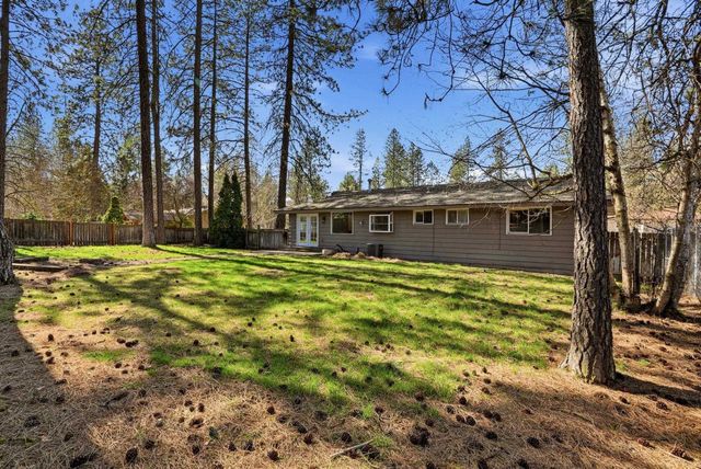 1223 W Bellwood Dr, Spokane, WA 99218