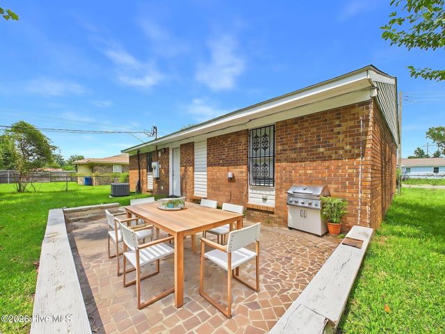 1201 Kornegay Avenue, Wilmington, NC 28405