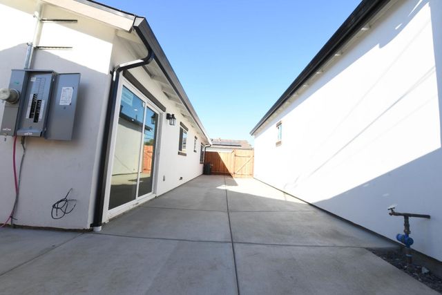 1960 Story Road, San Jose, CA 95122