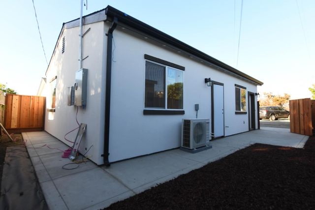 1960 Story Road, San Jose, CA 95122