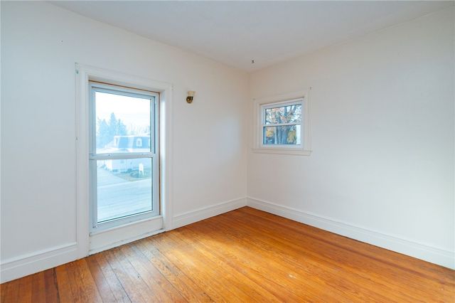 10 Maple Avenue, Oakfield, NY 14125