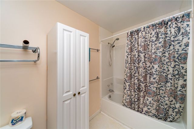 10 Maple Avenue, Oakfield, NY 14125