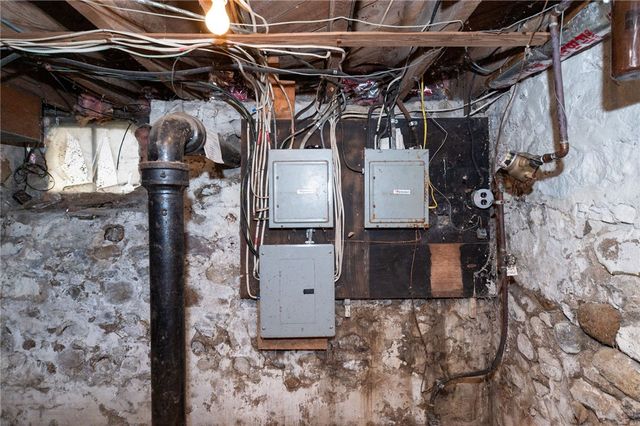 10 Maple Avenue, Oakfield, NY 14125