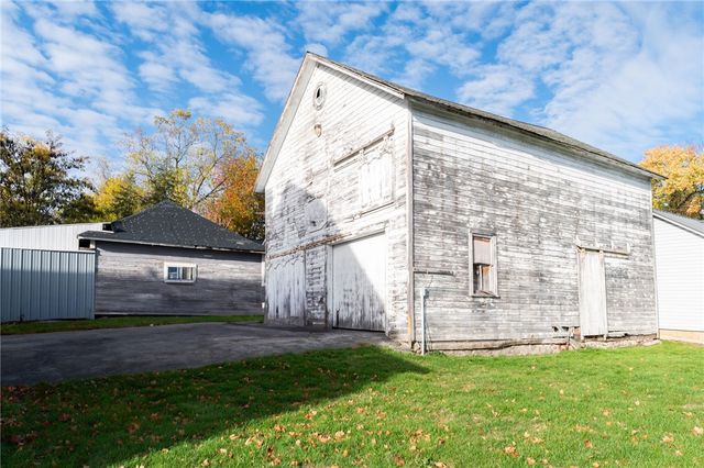 10 Maple Avenue, Oakfield, NY 14125