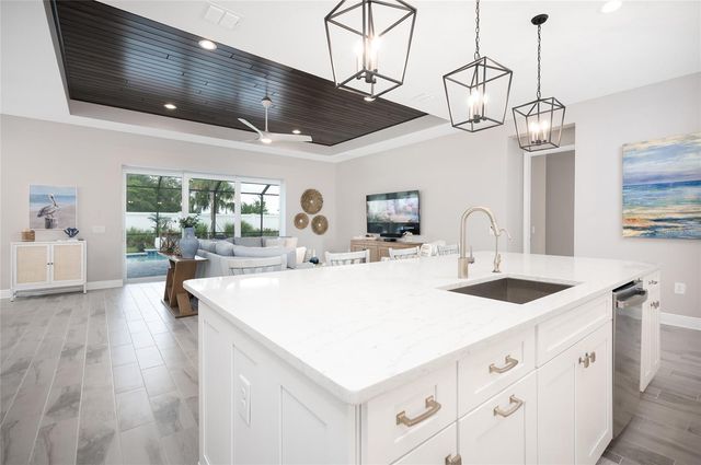 12462 VIESTE COURT, Venice, FL 34293