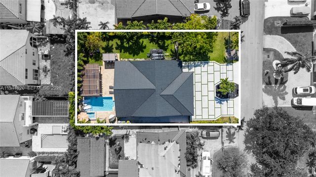 9725 NW 28th Ter, Doral, FL 33172