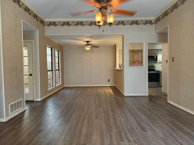 730 Monique Court, Cedar Hill, TX 75104