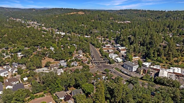 981 Garden Loop, Placerville, CA 95667