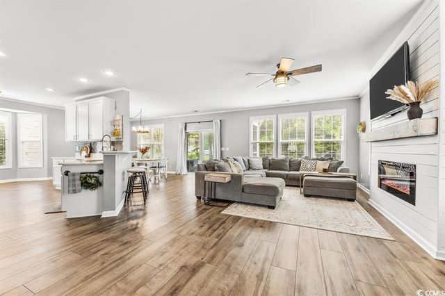 4753 Farm Lake Dr., Myrtle Beach, SC 29579