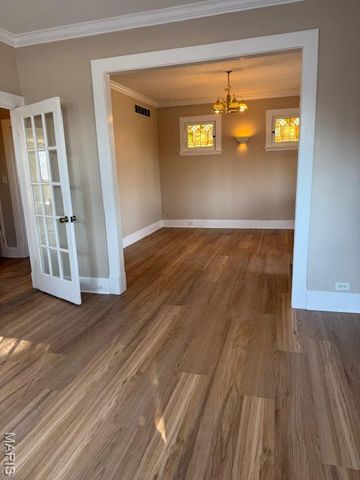 11915 Old Halls Ferry Road, St Louis, MO 63033