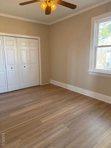 11915 Old Halls Ferry Road, St Louis, MO 63033