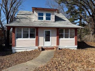 11915 Old Halls Ferry Road, St Louis, MO 63033