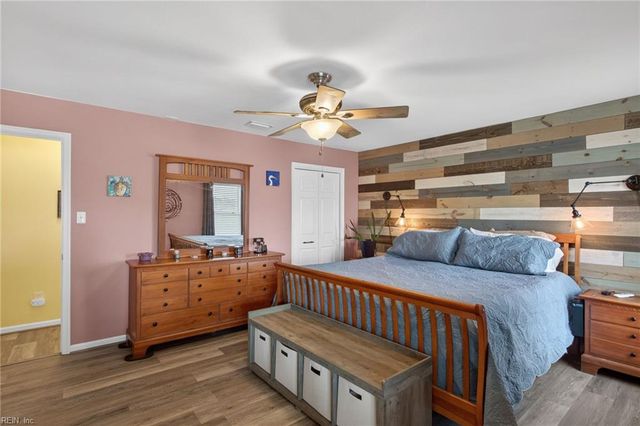 633 Creekwood DR, Chesapeake, VA 23323