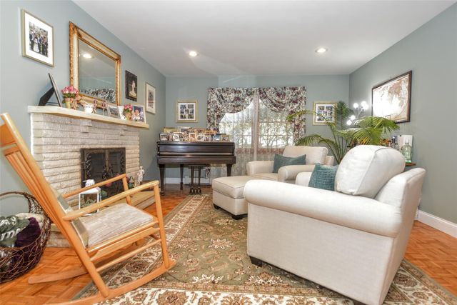 6 Kohler Court, Congers, NY 10920