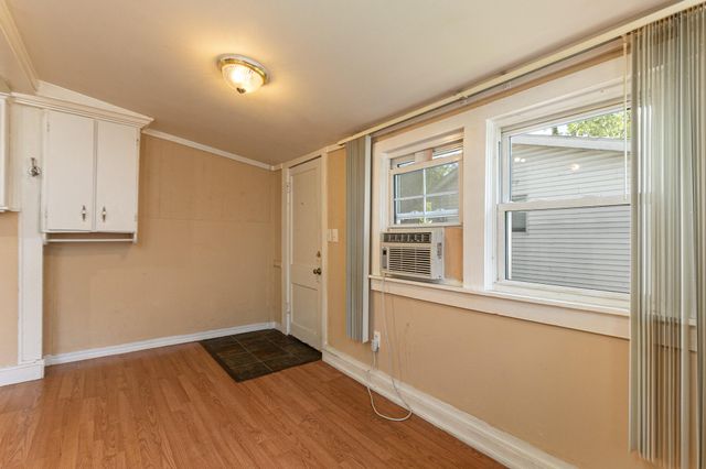 916 N Kansas Expressway, Springfield, MO 65802