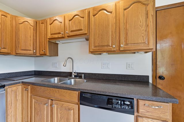 431 Wood Street, Pataskala, OH 43062
