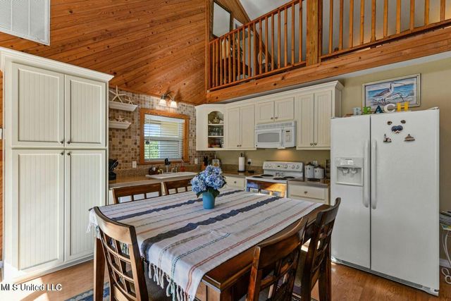 5068 Bordage Street, Bay Saint Louis, MS 39520