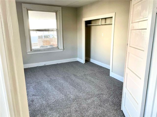 208 S Prospect St, Connellsville, PA 15425