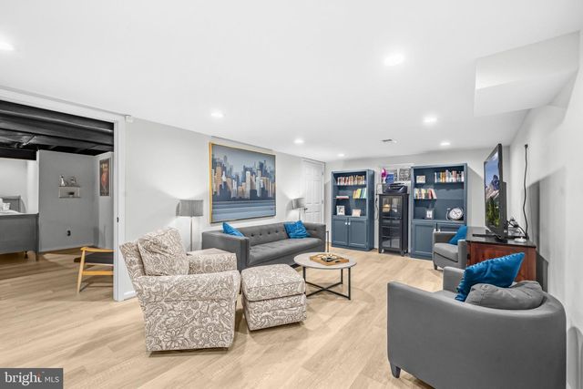 1600 FLORA LN, Silver Spring, MD 20910