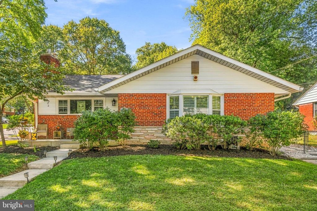 1600 FLORA LN, Silver Spring, MD 20910