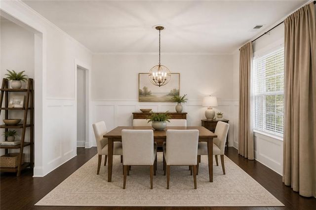 5911 Ashley Falls Lane, Flowery Branch, GA 30542
