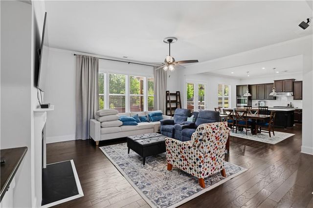 5911 Ashley Falls Lane, Flowery Branch, GA 30542