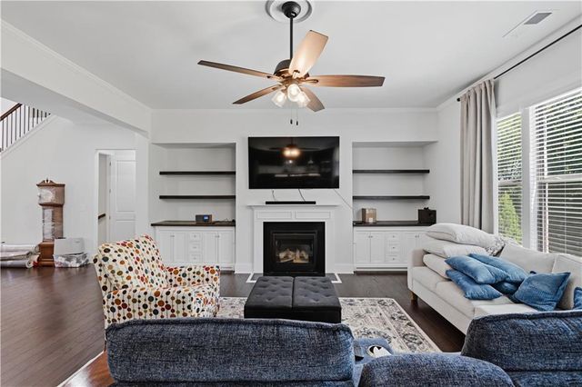 5911 Ashley Falls Lane, Flowery Branch, GA 30542