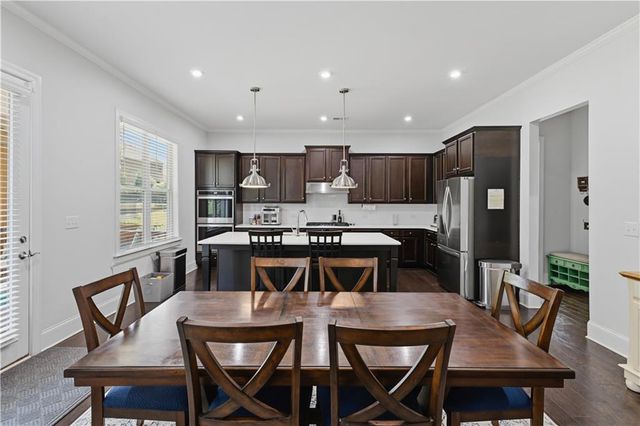 5911 Ashley Falls Lane, Flowery Branch, GA 30542