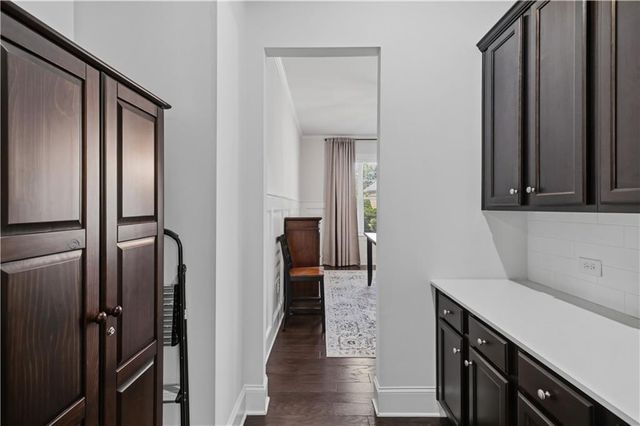 5911 Ashley Falls Lane, Flowery Branch, GA 30542