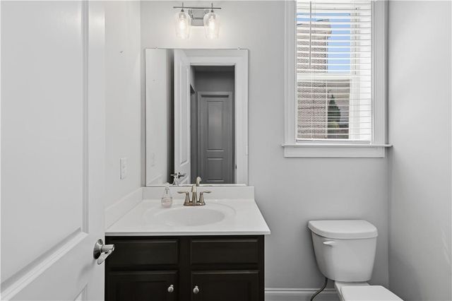 5911 Ashley Falls Lane, Flowery Branch, GA 30542