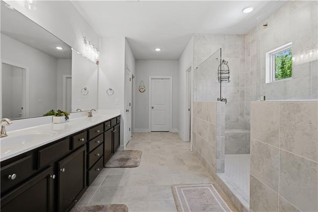 5911 Ashley Falls Lane, Flowery Branch, GA 30542