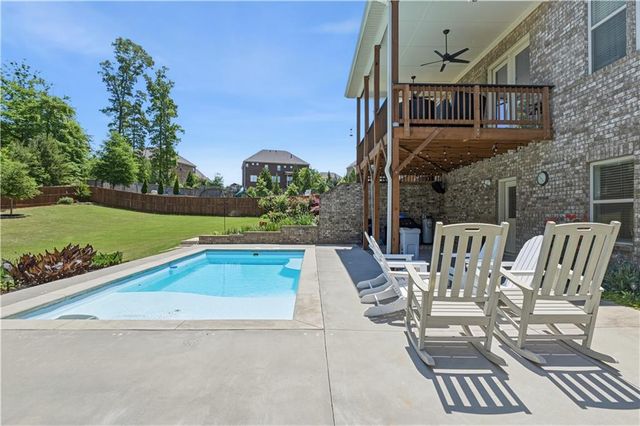 5911 Ashley Falls Lane, Flowery Branch, GA 30542