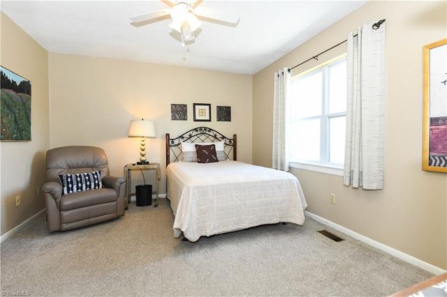 5735 Bramblegate Road E, Greensboro, NC 27409