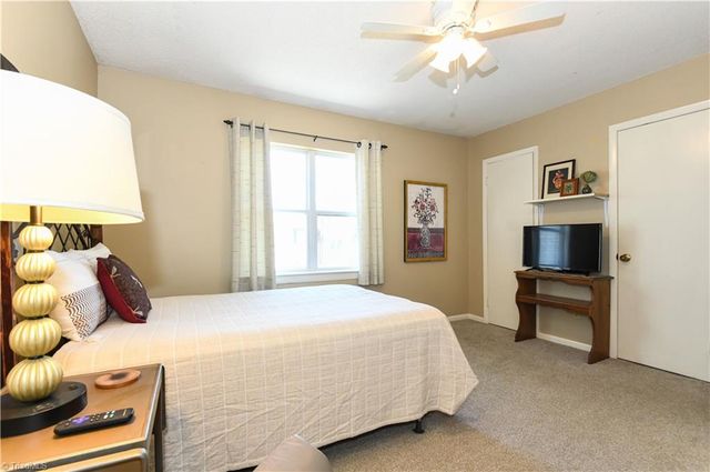5735 Bramblegate Road E, Greensboro, NC 27409