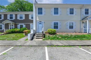 5735 Bramblegate Road E, Greensboro, NC 27409