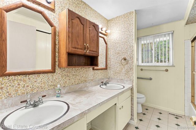 7449 Ironwood Drive, Mundy Township, MI 48473