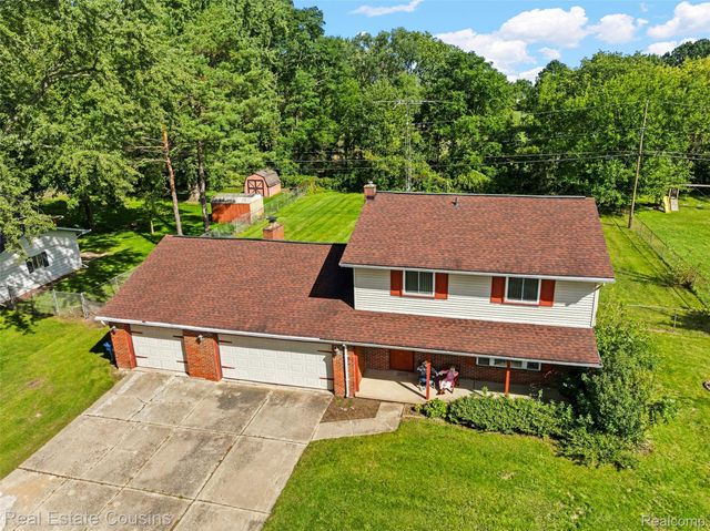 7449 Ironwood Drive, Mundy Township, MI 48473