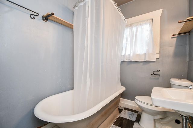 208 Vincent Street, Houston, TX 77009