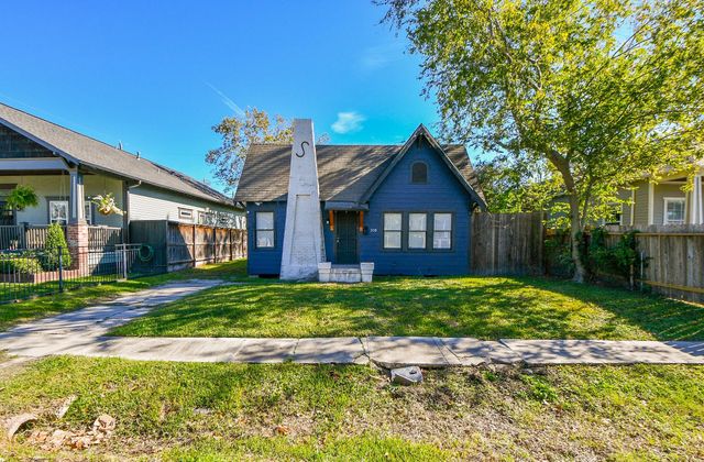 208 Vincent Street, Houston, TX 77009
