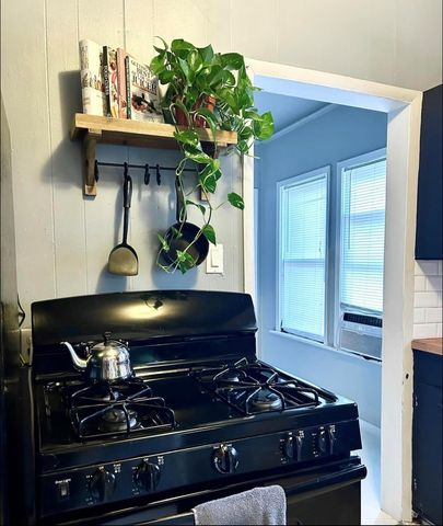 208 Vincent Street, Houston, TX 77009