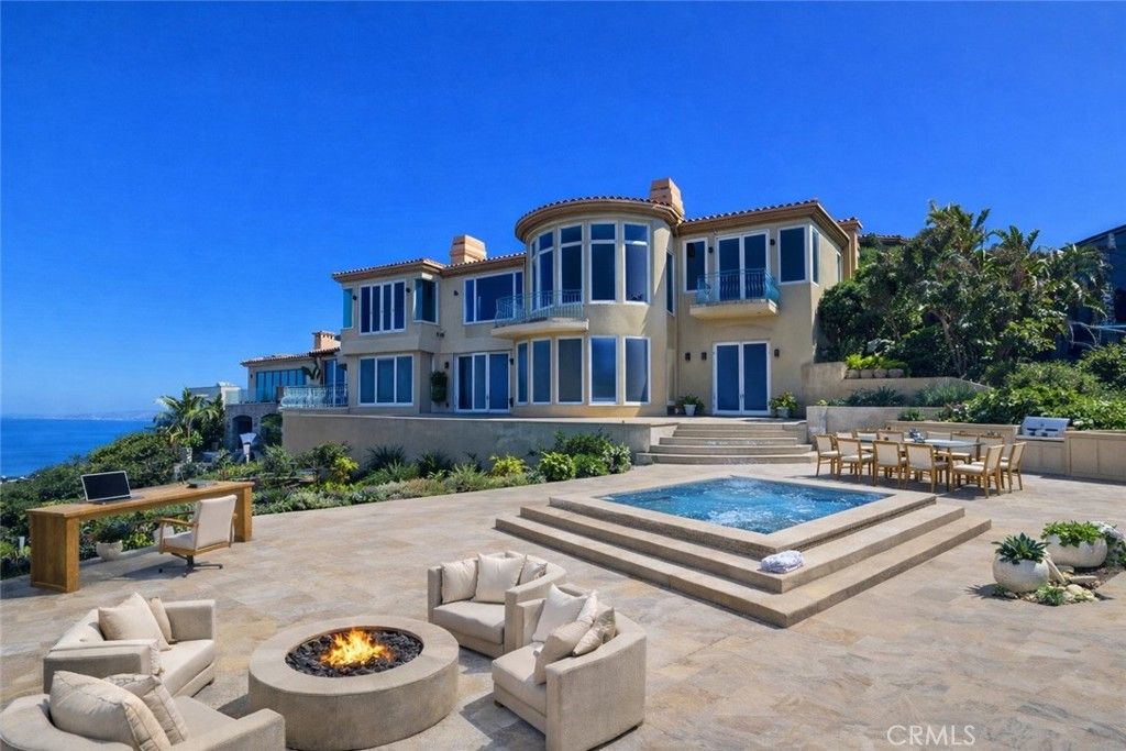 Image 10 of property listing at 1425 Samoa Way, Laguna Beach, CA 92651