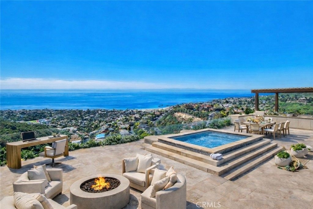Image 11 of property listing at 1425 Samoa Way, Laguna Beach, CA 92651